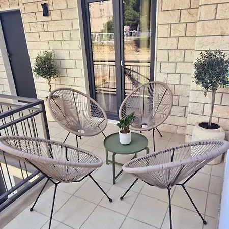 Dalmatian Elegant In The Center Lägenhet *