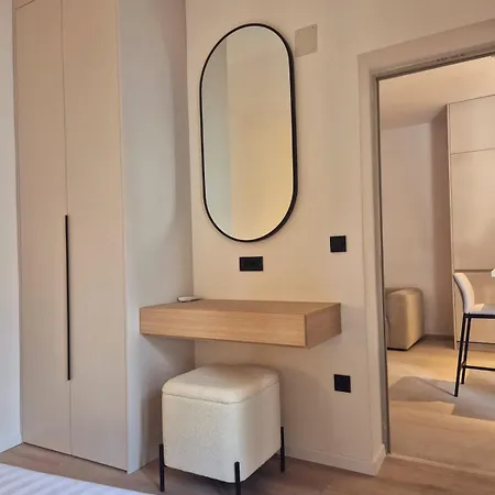 Dalmatian Elegant In The Center * Split