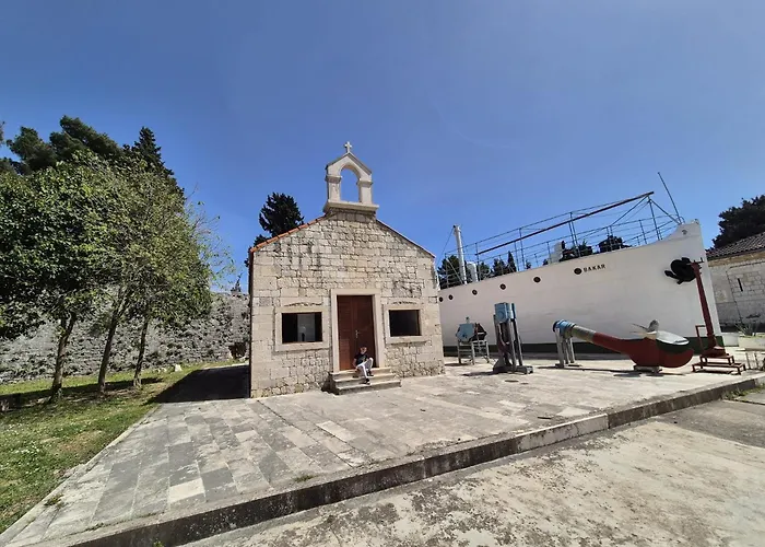 公寓 Dalmatian Elegant In The Center *