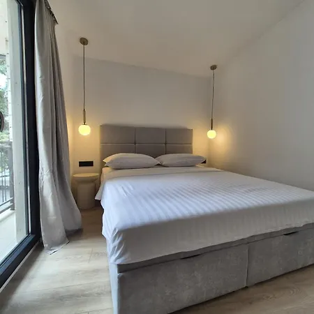 Dalmatian Elegant In The Center Apartman